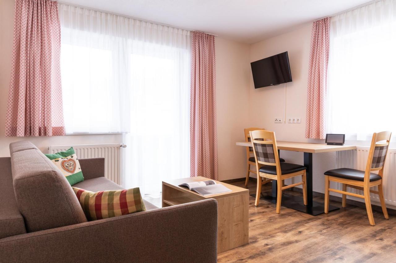 Pitztal Living Aparthotel Jerzens Exteriör bild